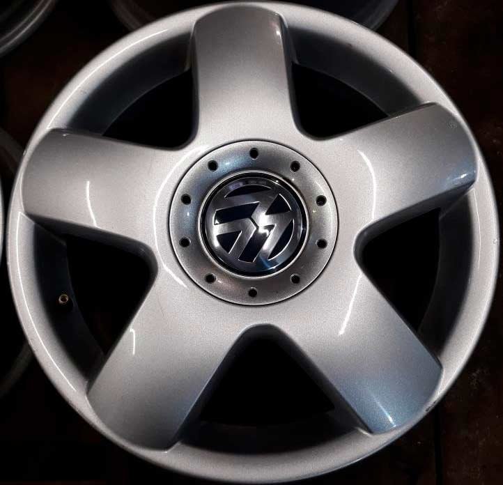 4X Volkswagen Nabendeckel Radkappen C5109K141 - Image 3